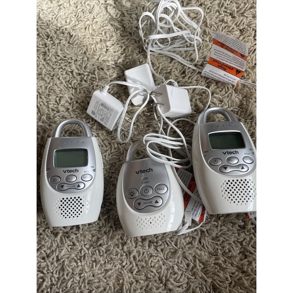 Working Vetch DM221-2 Digital Audio Baby Monitor with‎ Two Parent Units - Picture 5 of 5